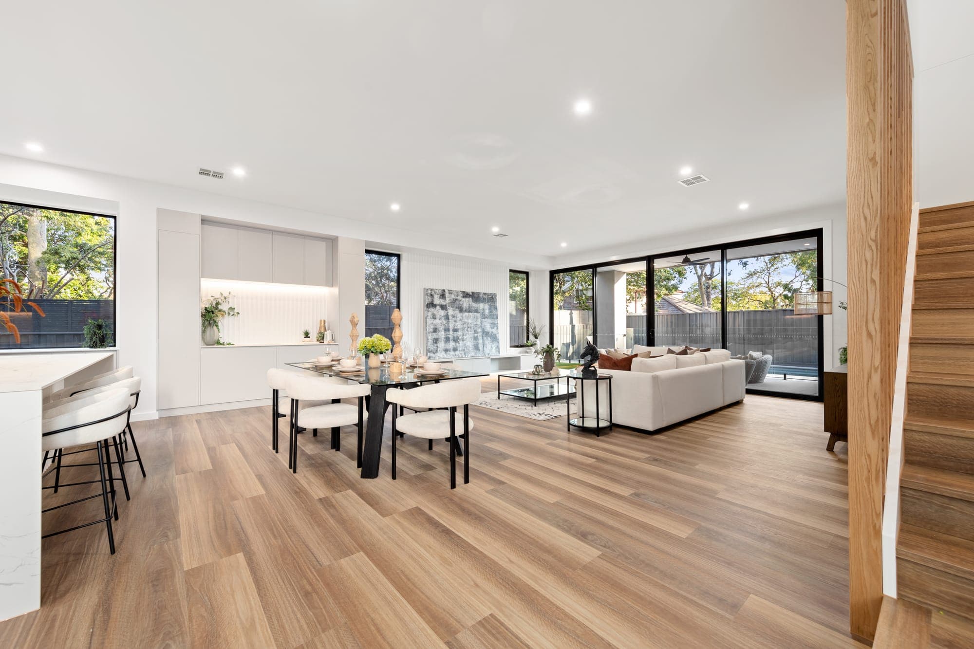 The Jasper, open plan dining and kitchen, Berwick